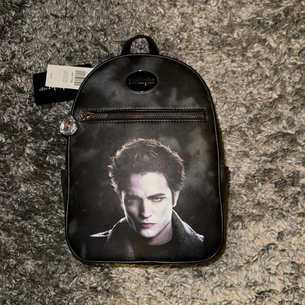 Team Edward Hot Topic Twilight Edward Cullen Mini Backpack